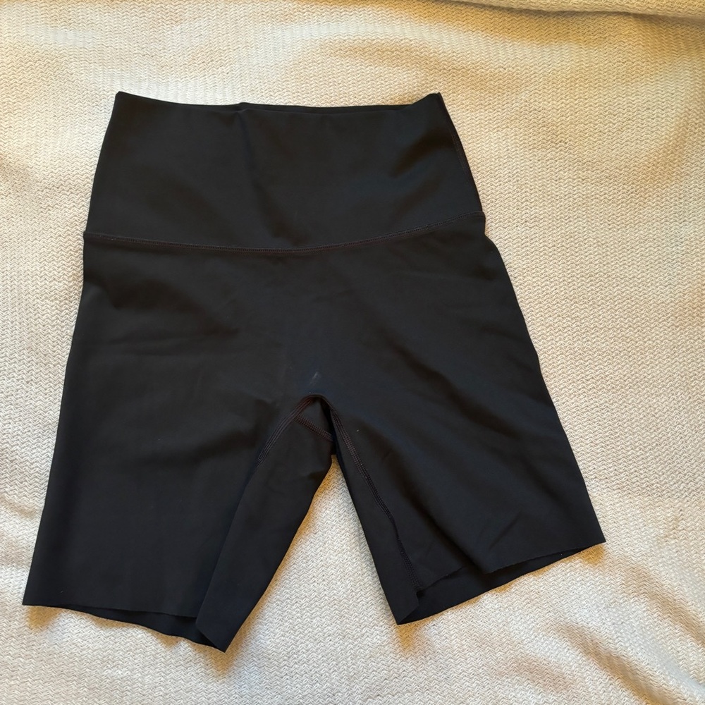 Black arie biker shorts